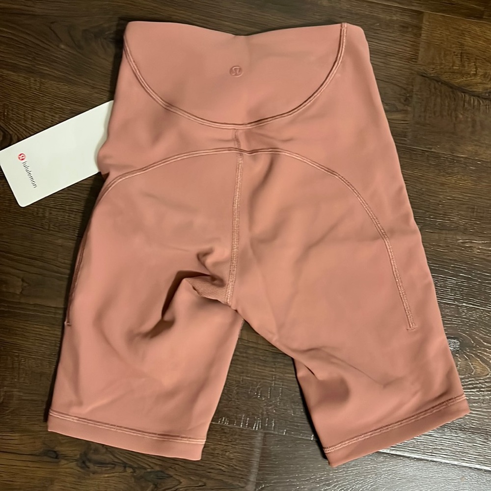 Lululemon ribbed high rise contoured bike shorts, 8 in